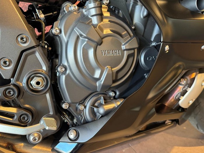 2025 Yamaha YZF-R7 LAMs YZF-R Black