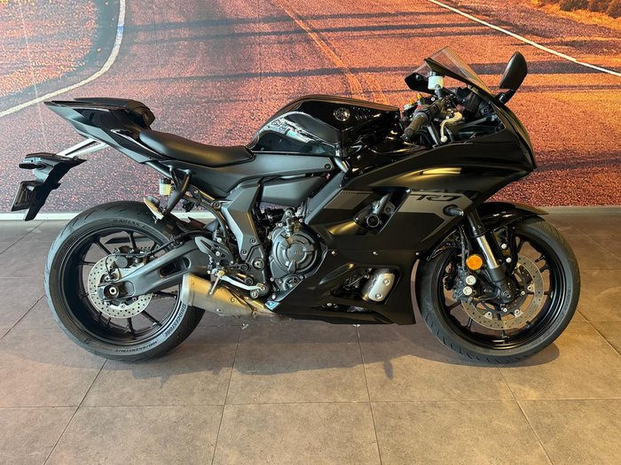 2025 Yamaha YZF-R7 LAMs YZF-R Black