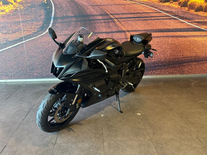 2025 Yamaha YZF-R7 LAMs YZF-R Black