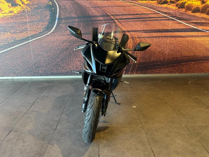 2025 Yamaha YZF-R7 LAMs YZF-R Black