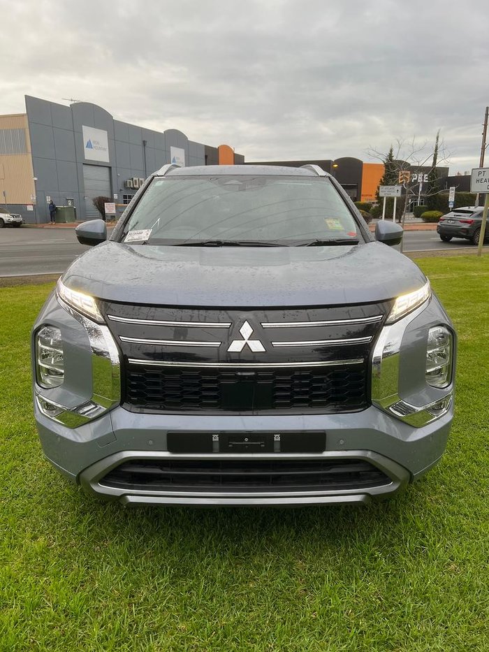 2025 Mitsubishi Outlander Exceed