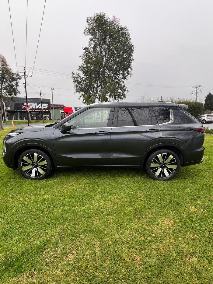 2025 Mitsubishi Outlander Exceed Tourer ZM MY25 AWD Graphite Grey with Black Mica Roof
