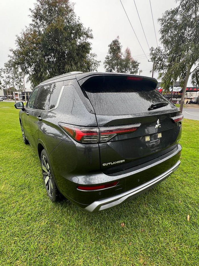 2025 Mitsubishi Outlander Exceed Tourer ZM MY25 AWD Graphite Grey with Black Mica Roof