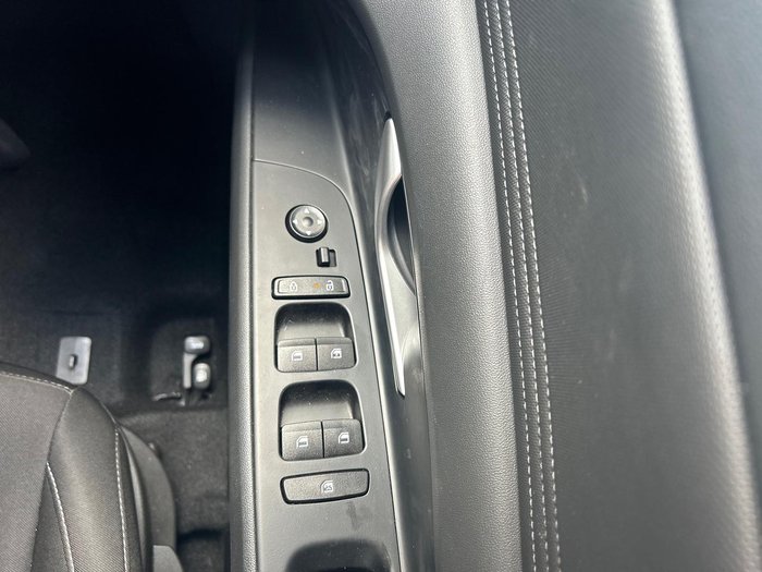2025 Hyundai i30 Hybrid