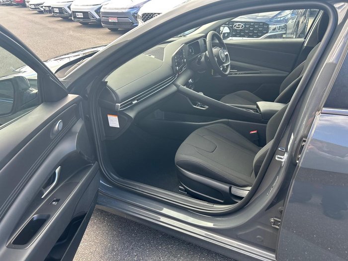 2025 Hyundai i30 Hybrid