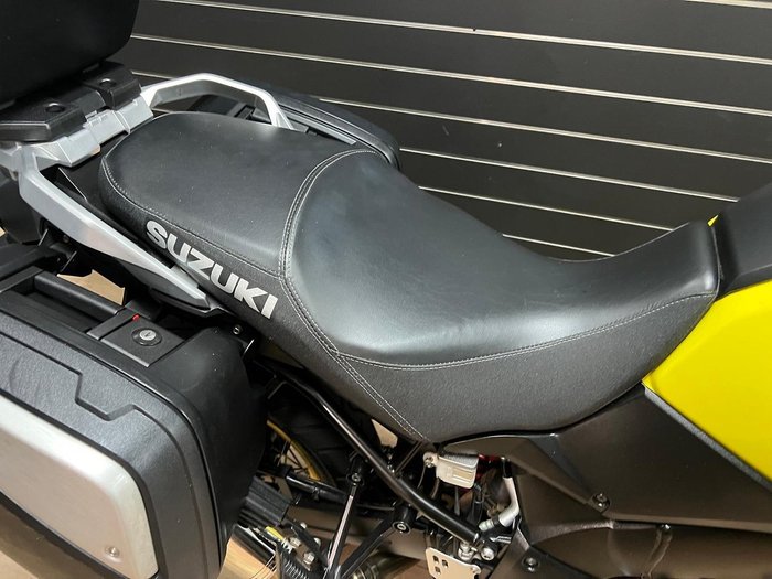 2017 SUZUKI V-STROM 1000 (ABS) (DL1000A) Yellow
