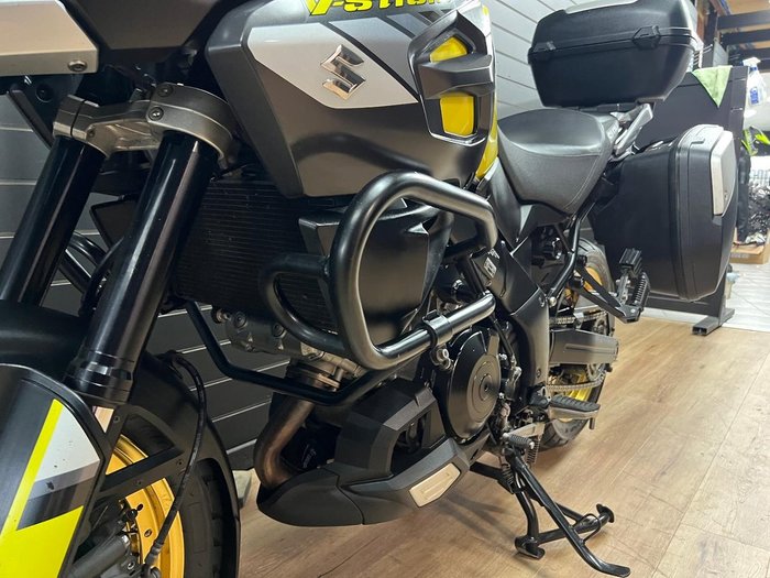 2017 SUZUKI V-STROM 1000 (ABS) (DL1000A) Yellow