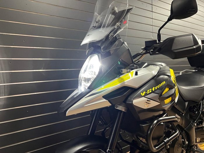 2017 SUZUKI V-STROM 1000 (ABS) (DL1000A) Yellow