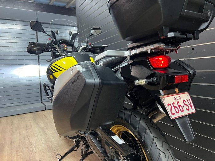 2017 SUZUKI V-STROM 1000 (ABS) (DL1000A) Yellow