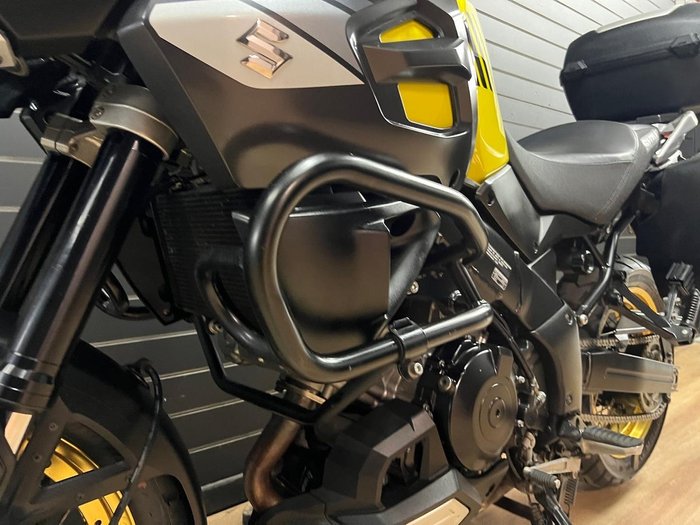 2017 SUZUKI V-STROM 1000 (ABS) (DL1000A) Yellow