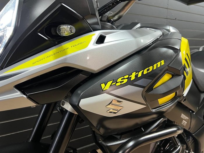 2017 SUZUKI V-STROM 1000 (ABS) (DL1000A) Yellow
