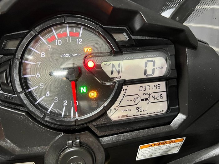 2017 SUZUKI V-STROM 1000 (ABS) (DL1000A) Yellow