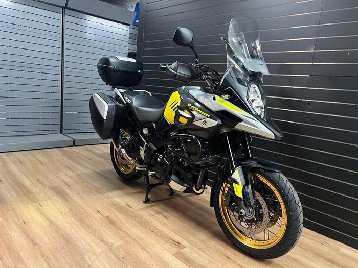 2017 SUZUKI V-STROM 1000 (ABS) (DL1000A) Yellow