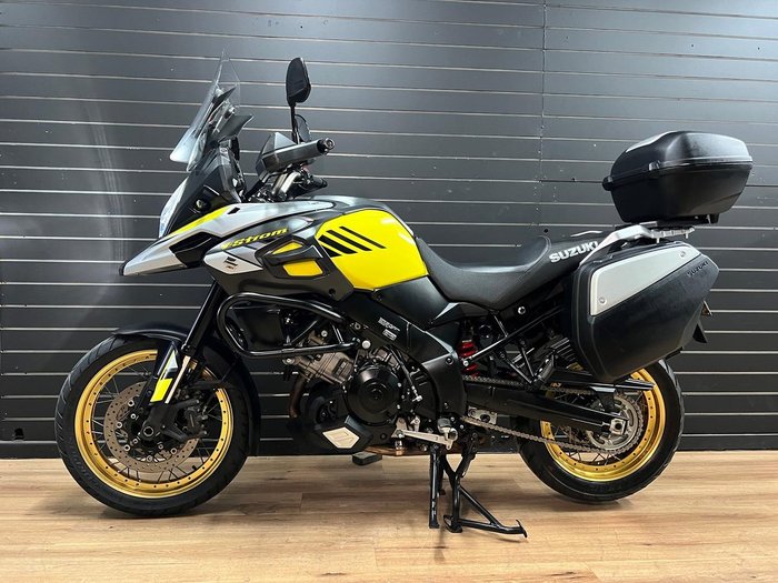 2017 SUZUKI V-STROM 1000 (ABS) (DL1000A) Yellow