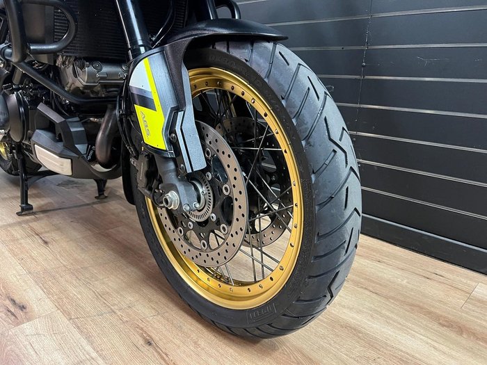 2017 SUZUKI V-STROM 1000 (ABS) (DL1000A) Yellow