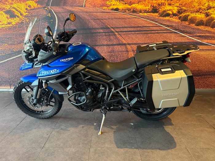 2015 Triumph Tiger 800 XRx Tiger Blue