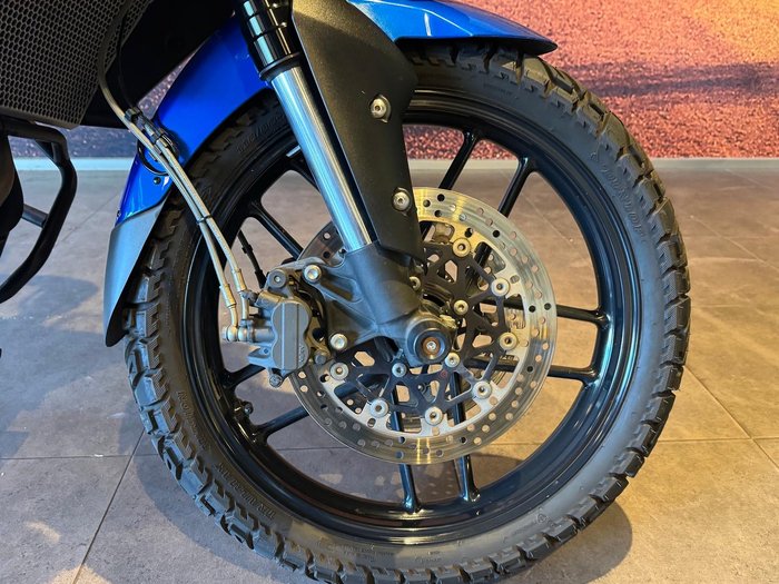 2015 Triumph Tiger 800 XRx Tiger Blue