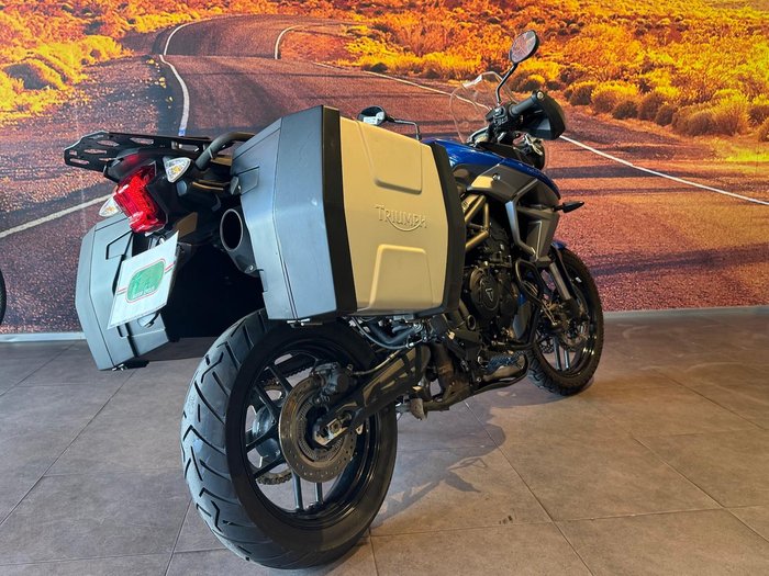 2015 Triumph Tiger 800 XRx Tiger Blue