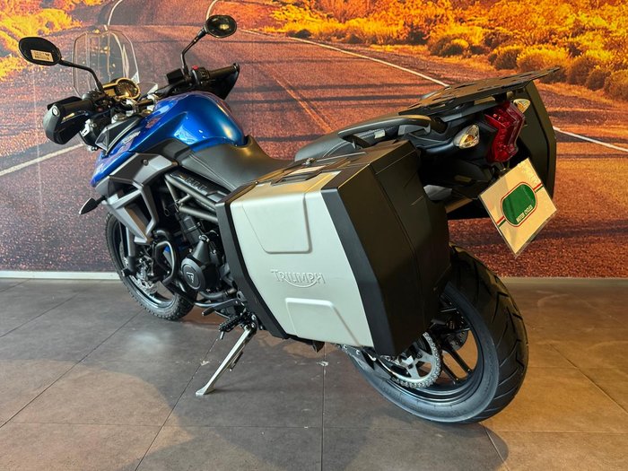 2015 Triumph Tiger 800 XRx Tiger Blue