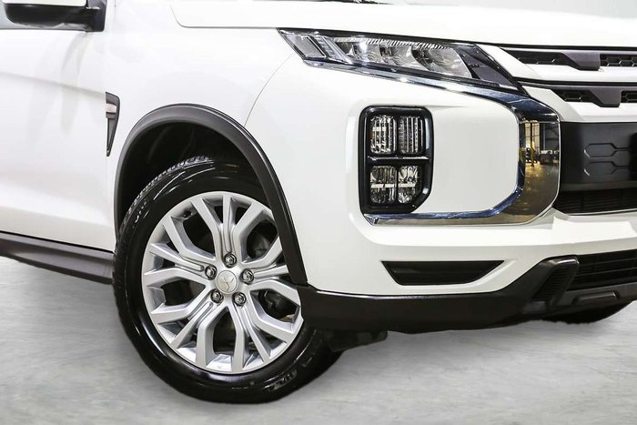 2024 Mitsubishi ASX ES