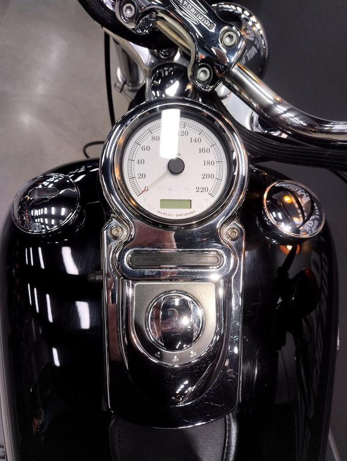 2007 Harley-Davidson Dyna Wide Glide 1584 (FXDWG) Dyna Black