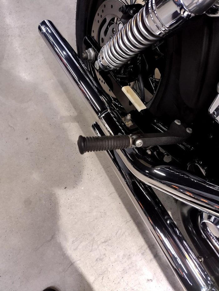 2007 Harley-Davidson Dyna Wide Glide 1584 (FXDWG) Dyna Black