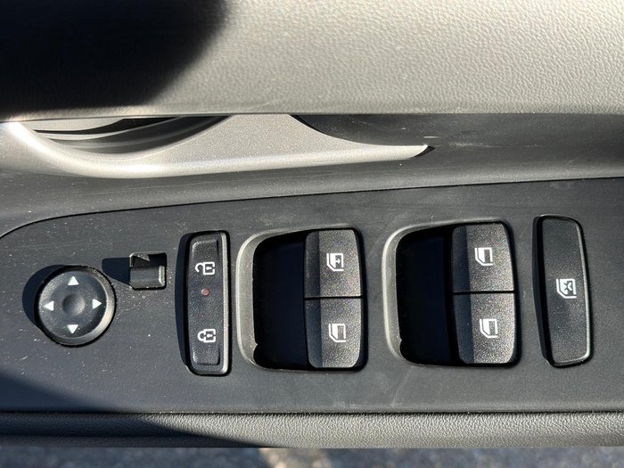 2025 Hyundai i30 Hybrid