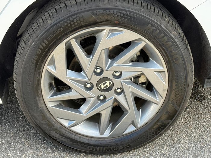 2025 Hyundai i30 Hybrid