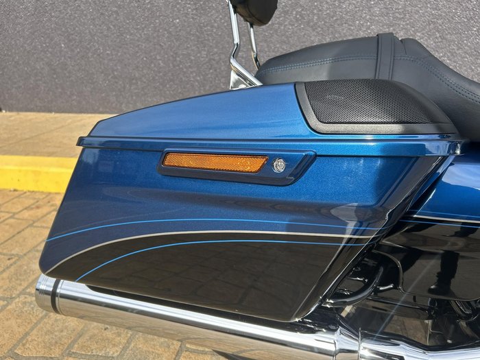 2018 Harley-Davidson Street Glide Anniversary 107 (FLHX_ANV) Touring