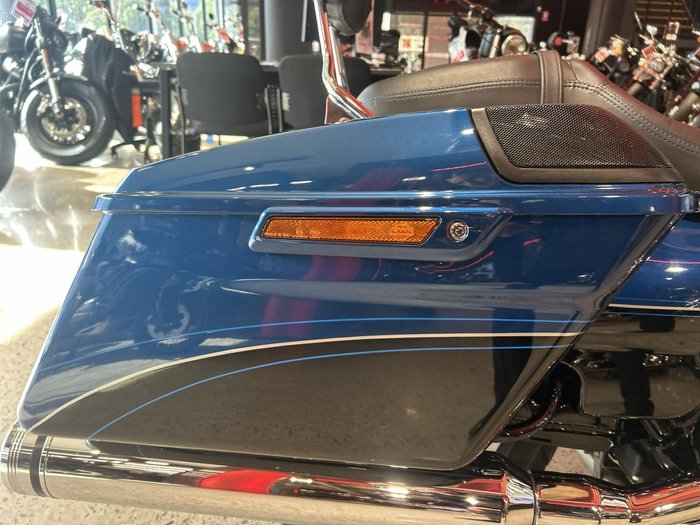 2018 Harley-Davidson Street Glide Anniversary 107 (FLHX_ANV) Touring