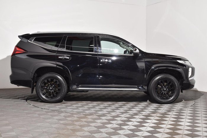 2020 Mitsubishi Pajero Sport Exceed