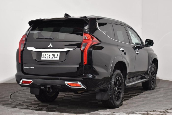 2020 Mitsubishi Pajero Sport Exceed