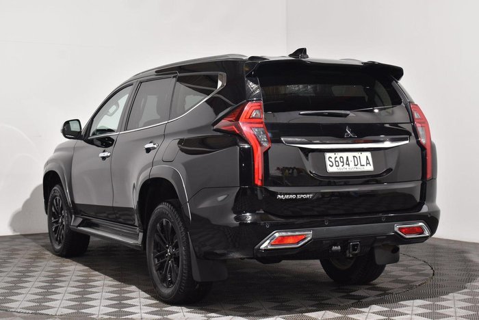 2020 Mitsubishi Pajero Sport Exceed