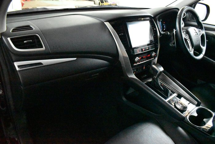 2020 Mitsubishi Pajero Sport Exceed