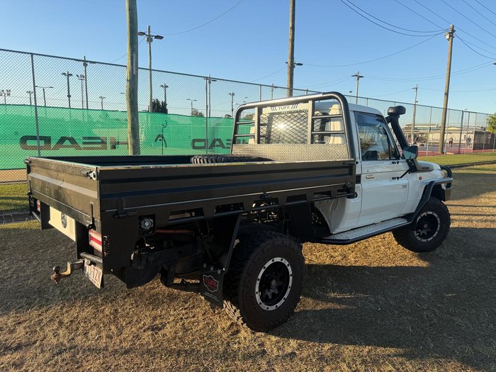 2012 Toyota Landcruiser