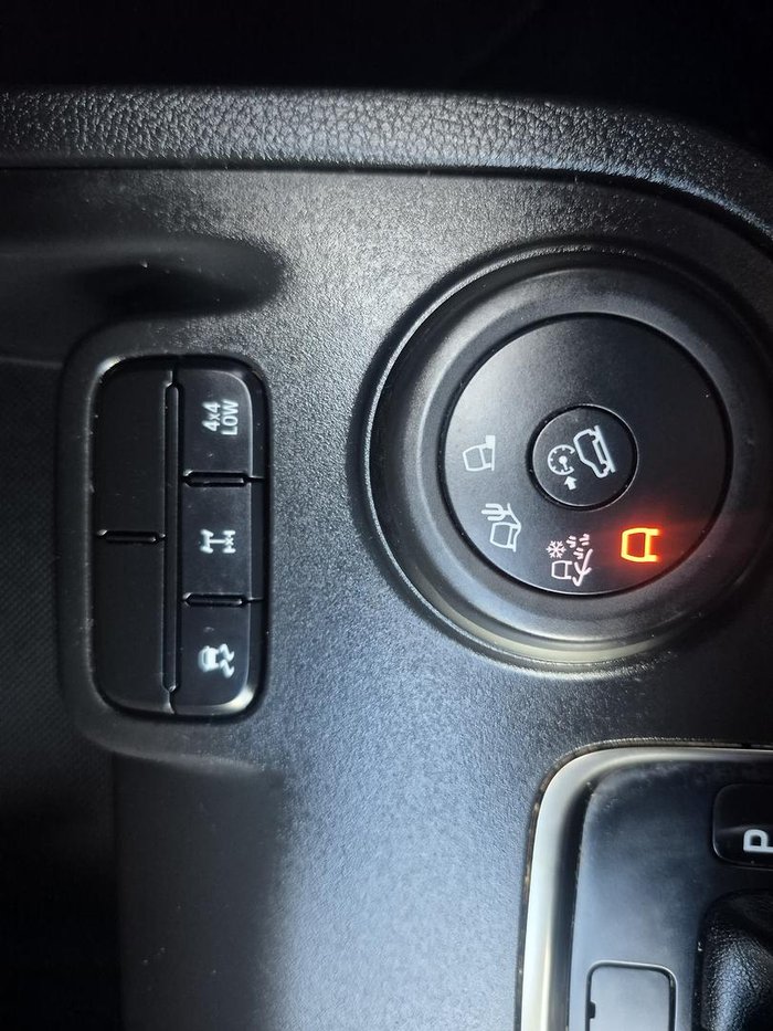 2022 Ford Everest Ambiente