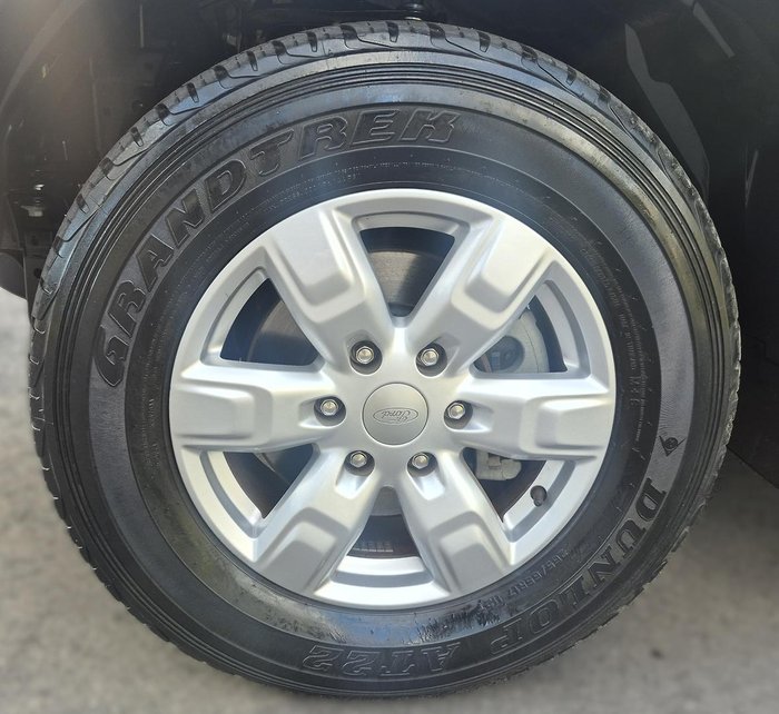 2022 Ford Everest Ambiente