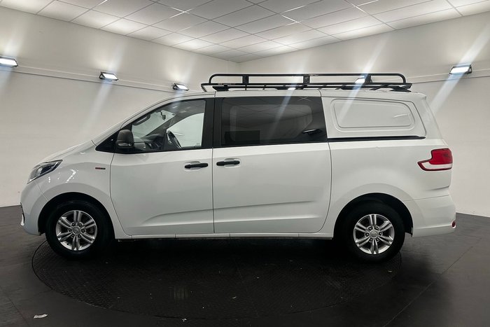 2024 LDV G10 +