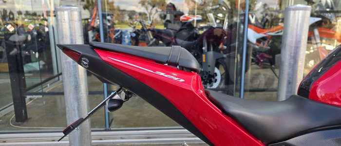 2015 Yamaha YZF-R3 R3 Red