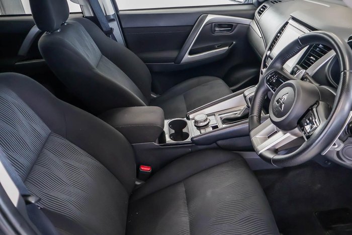 2024 Mitsubishi Pajero Sport GLS