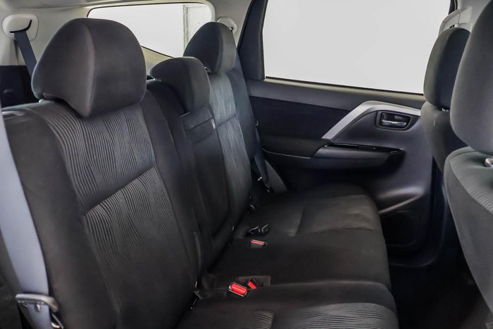 2024 Mitsubishi Pajero Sport GLS