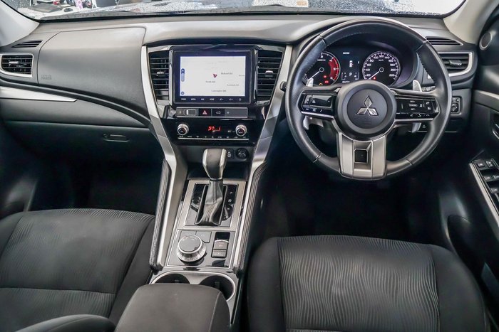 2024 Mitsubishi Pajero Sport GLS
