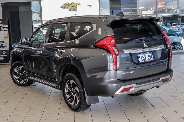 2024 Mitsubishi Pajero Sport GLS