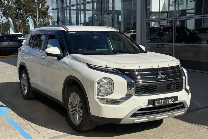 2023 Mitsubishi Outlander