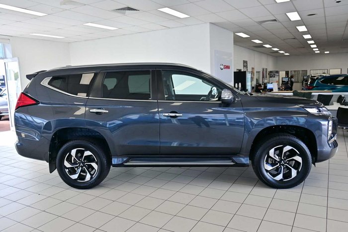 2024 Mitsubishi Pajero Sport GLS