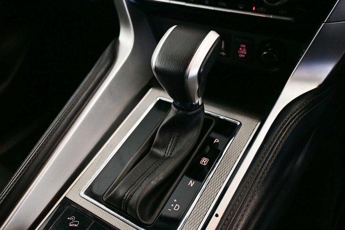 2024 Mitsubishi Pajero Sport GLS