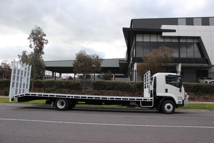2017 Isuzu F Series