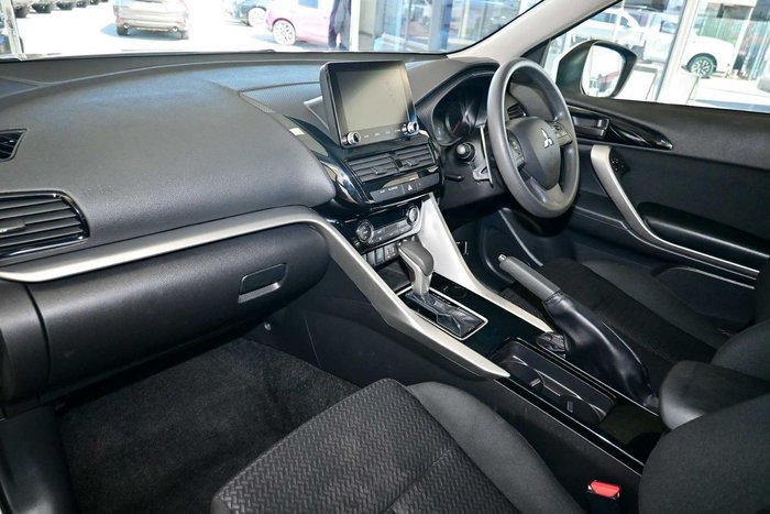 2025 Mitsubishi Eclipse Cross ES