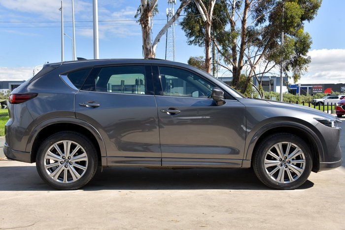 2022 Mazda CX-5 Akera