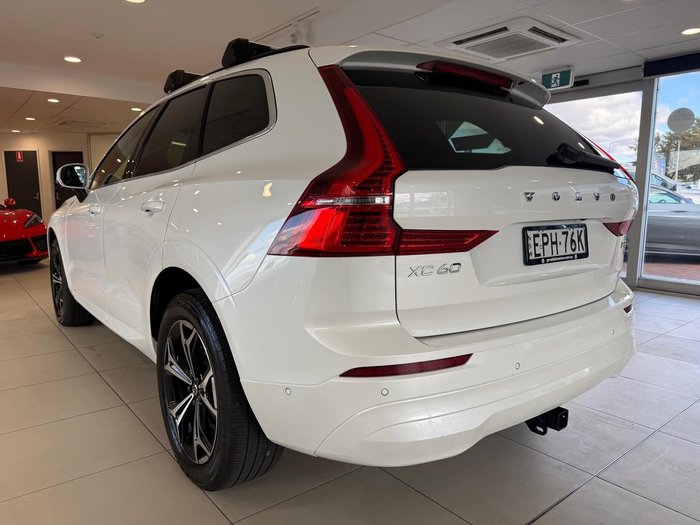2021 Volvo XC60 B5 Momentum